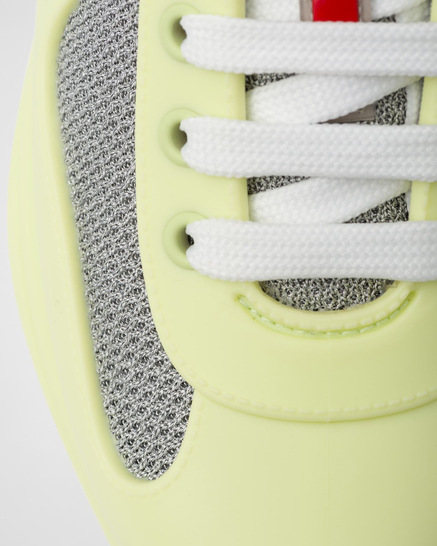 Prada America’s Cup en Gomme Jaune