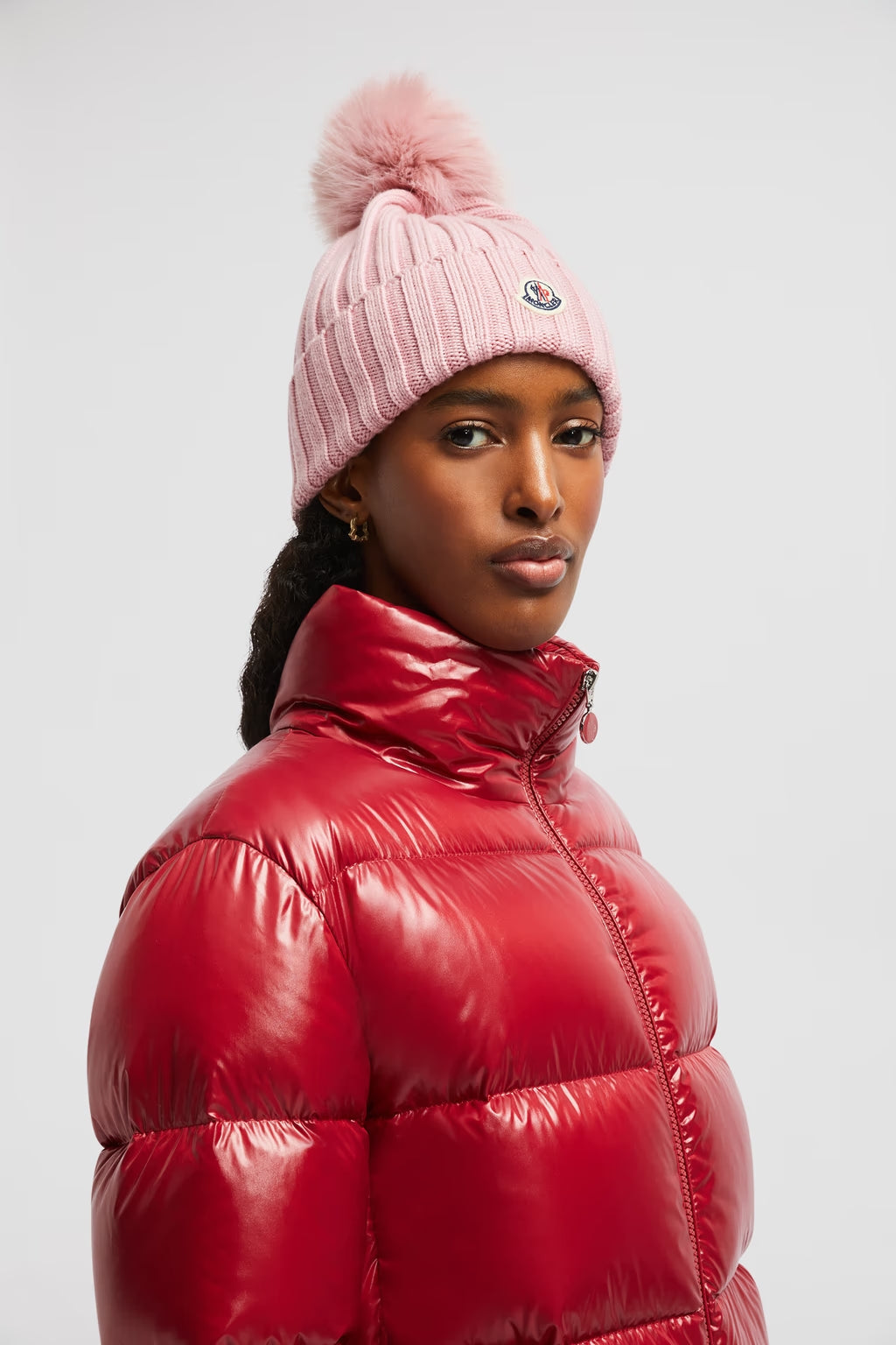 Bonnet Moncler avec pompon Rose
