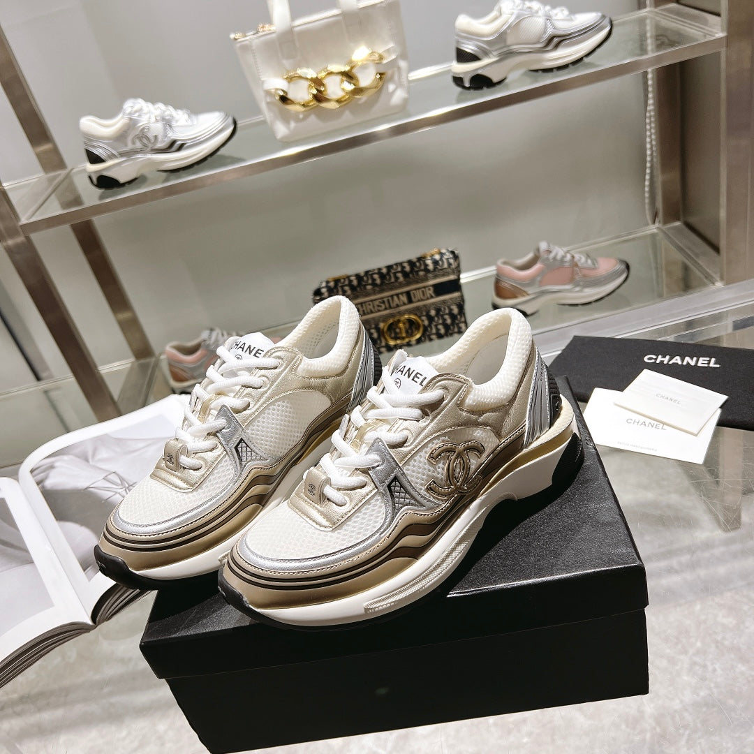 Chanel CC Runner Gold Laminé