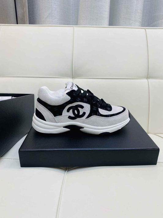 Chanel CC Runner
