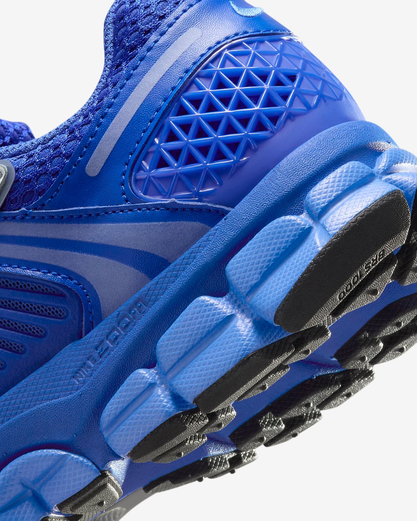 Nike Zoom Vomero 5 Racer Blue