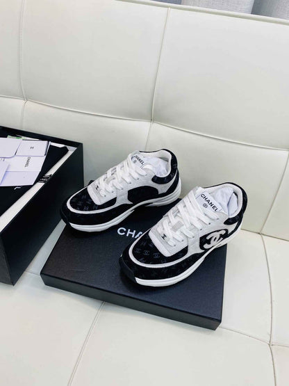 Chanel CC Runner