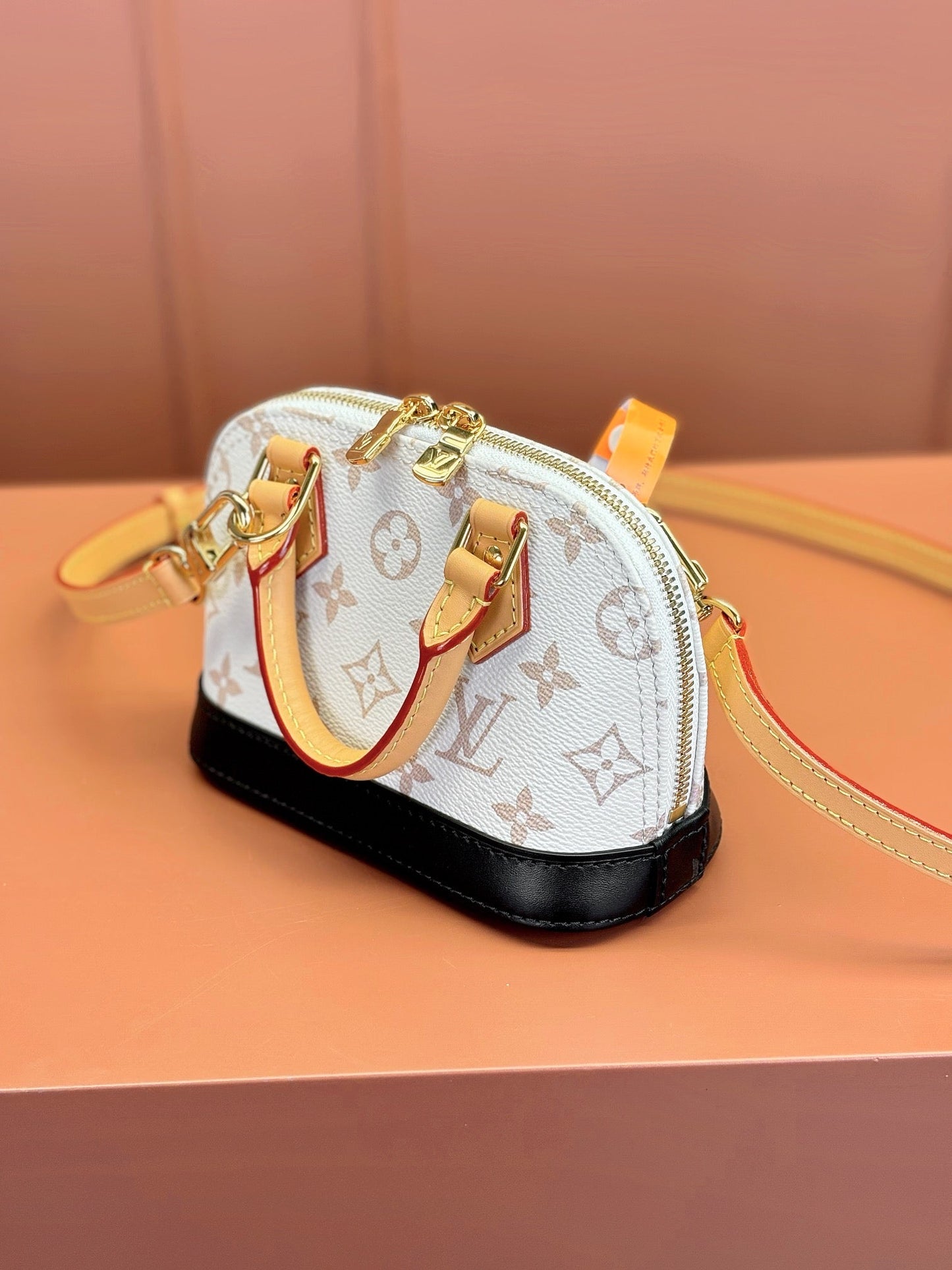 Sac LV Nano Alma