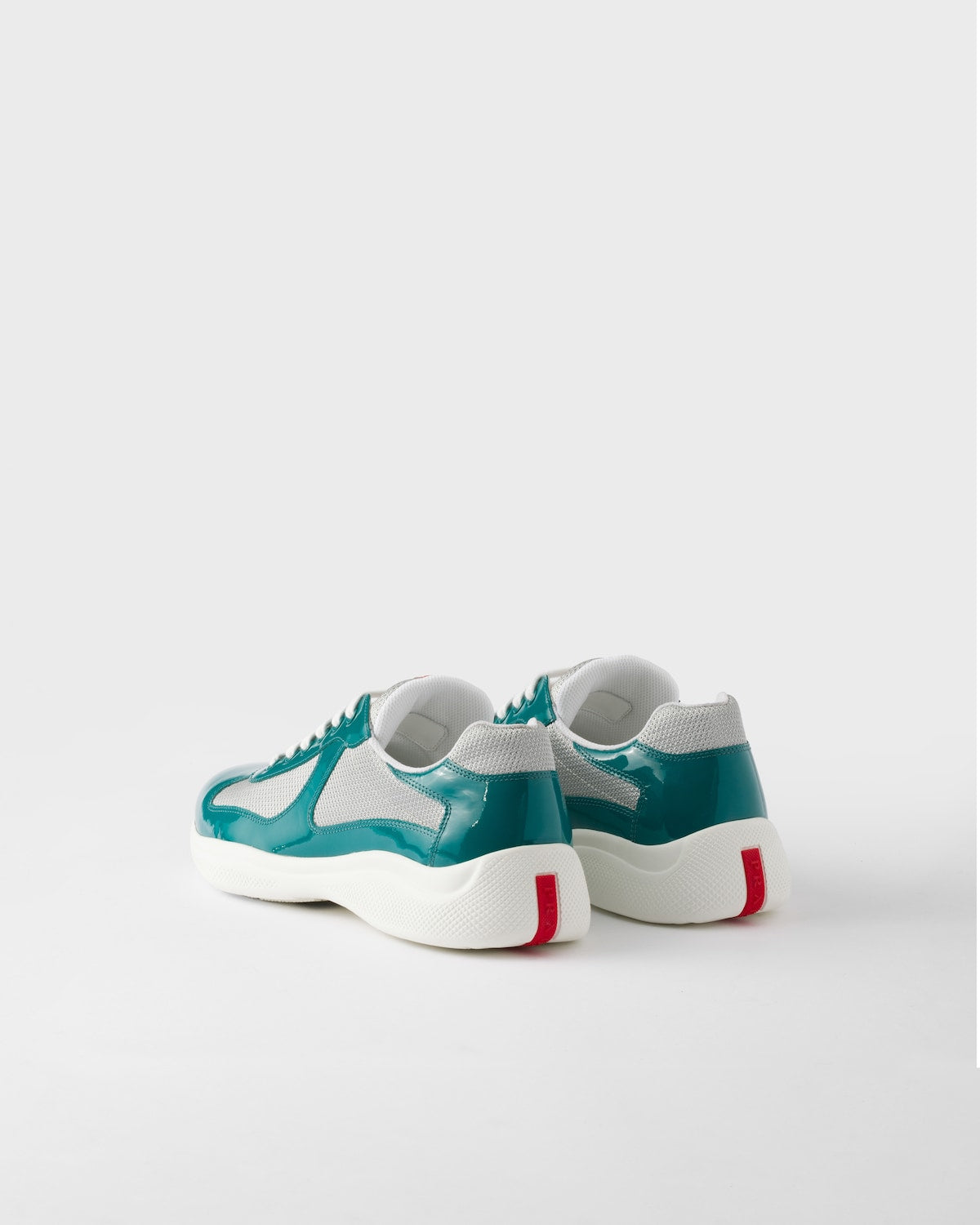 Prada America’s Cup Bleu lagon
