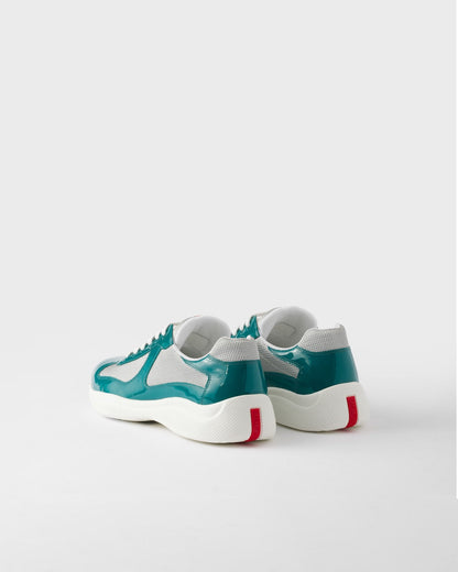 Prada America’s Cup Bleu lagon
