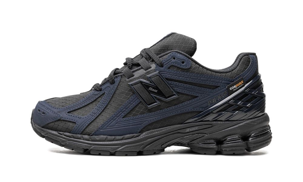 New Balance 1906R Cordura Outerspace